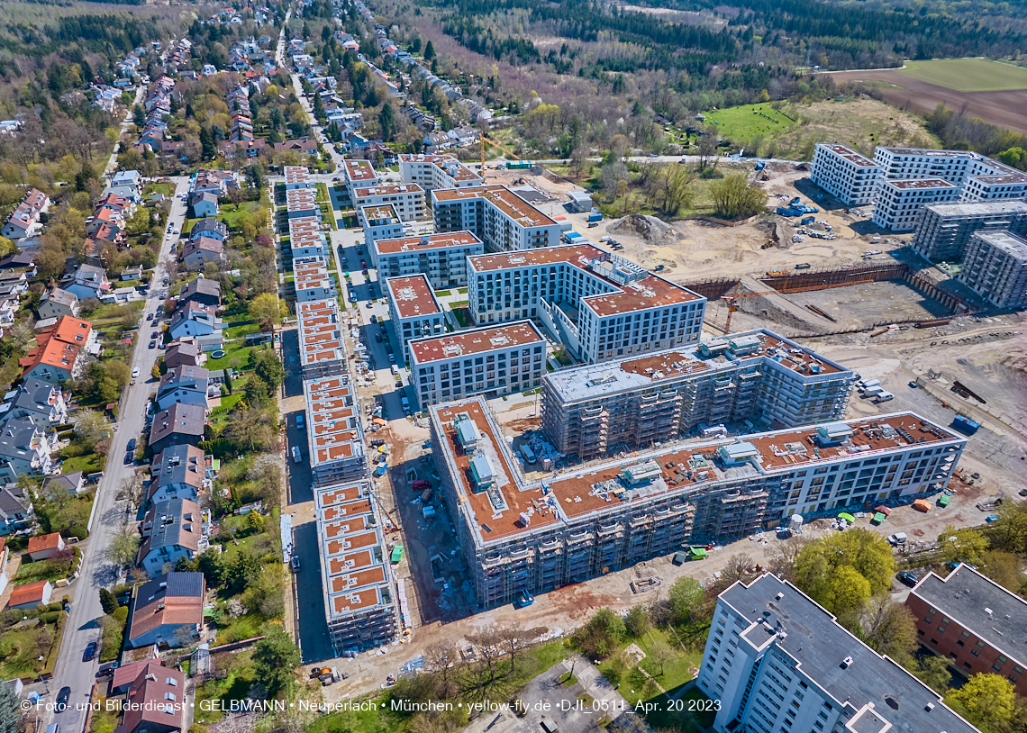 21.04.2023 - Luftbilder von der Baustelle Alexisquartier und Pandion Verde in Neuperlach